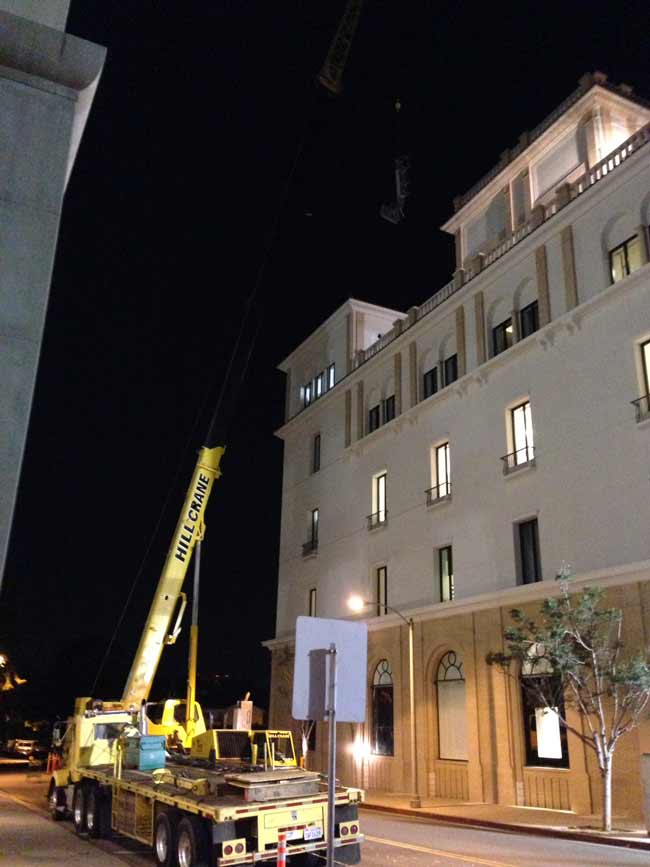 Beverly Hills Rooftop Crane Lift for Kitchen Equipment